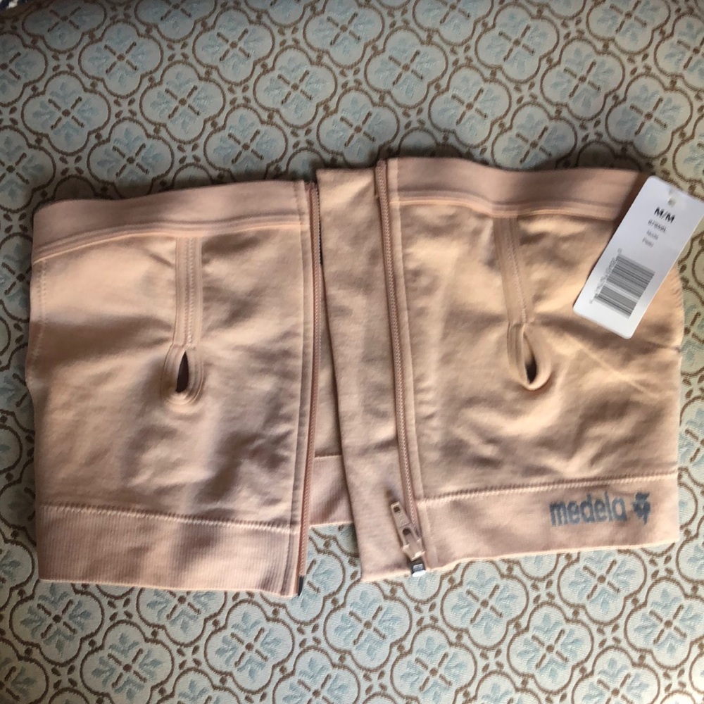 Medela pumping bra